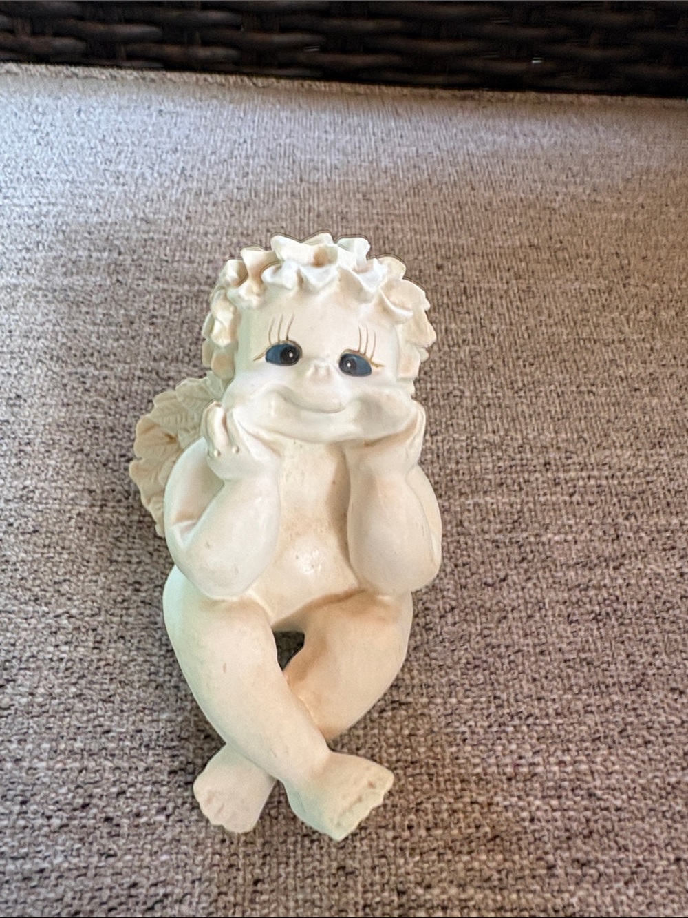 Cream Cherub Garden Statue - Decorative Home Art